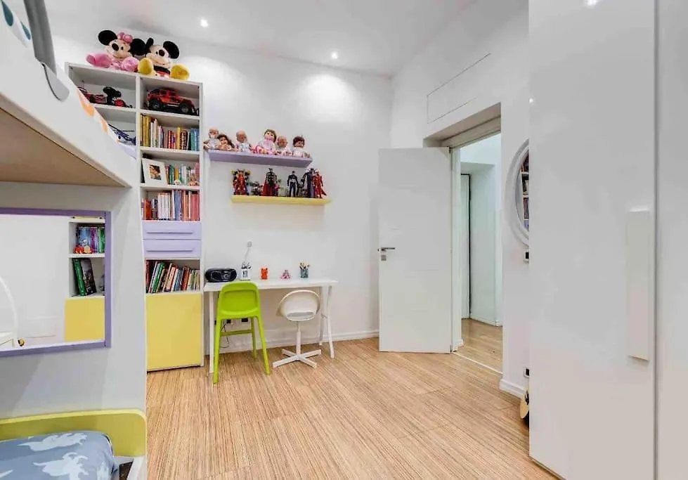 Apartment Lussuoso Appartamento Accanto Al Colosseo Rome Italy