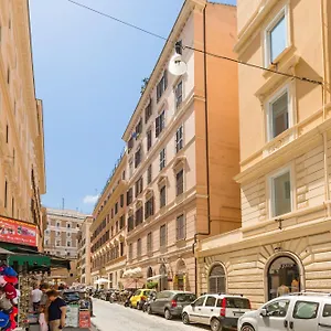 Imperial Nazionale Apartment