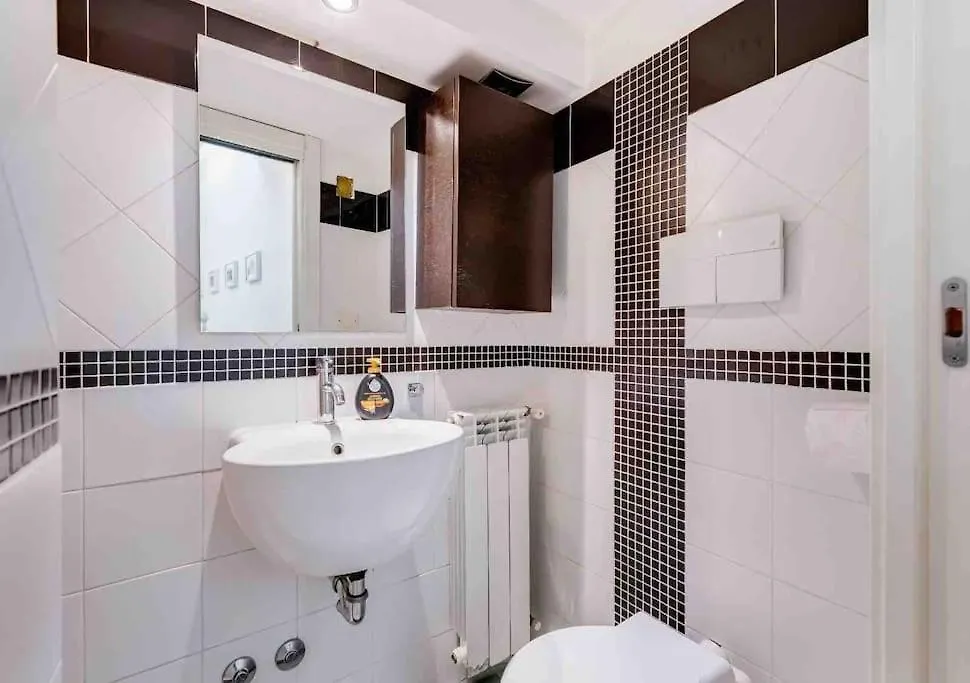Lussuoso Appartamento Accanto Al Colosseo Rome Apartment
